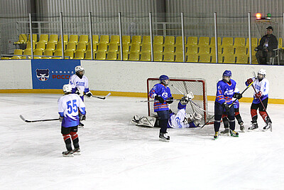 Хоккейные баталии. Делегация ООО "Газпром добыча Оренбург" на спартакиаде 2012 года в Екатеринбурге