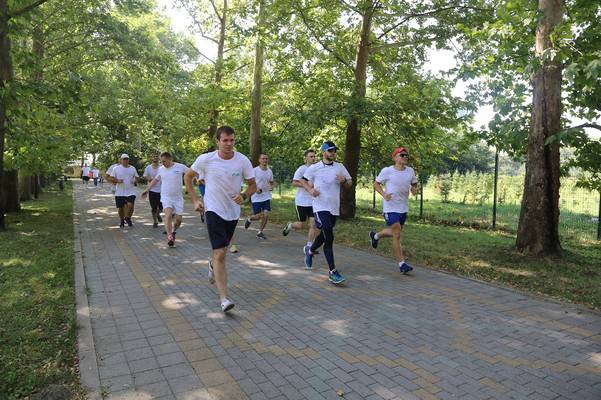 Легкоатлеты ООО «Газпром добыча Краснодар» на тренировочном забеге