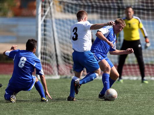 Сургутский мини-футбольный клуб «Факел» успешно выступает в Высшей лиге