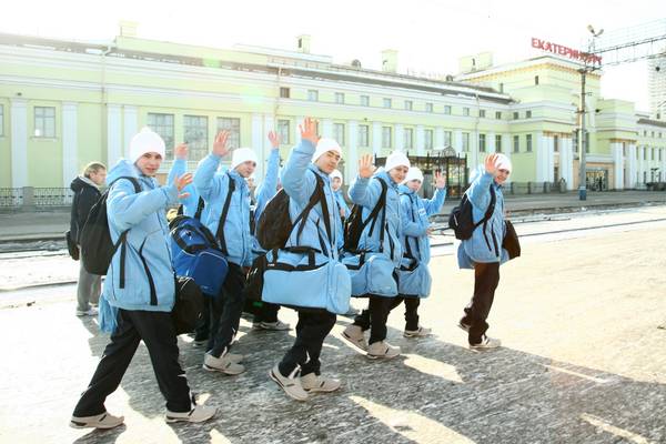 Приезд детской делегации ООО «Газпром добыча Оренбург» на спартакиаду в Екатеринбург в 2012 году